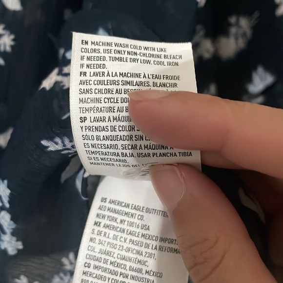 American Eagle Outfitters White Floral and Blue Ruffled Sheer Blouse Size XL - Picture 11 of 14